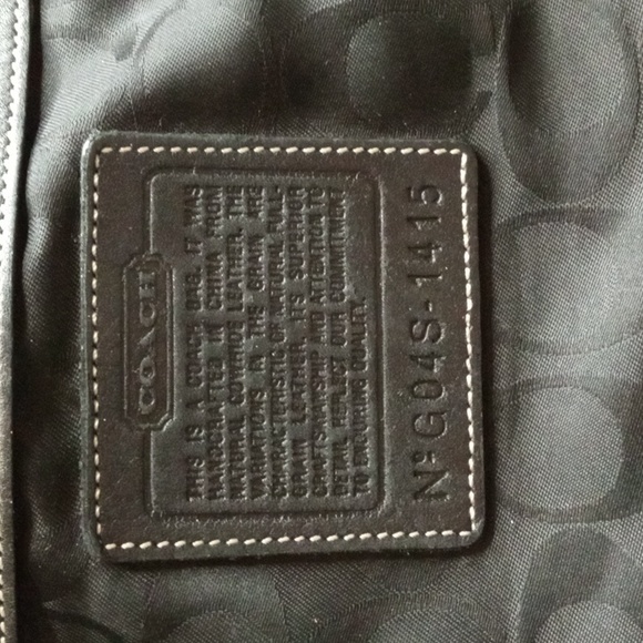 COACH leather Vintage messenger bag, EUC I can find no flaws or wear! - Picture 4 of 7